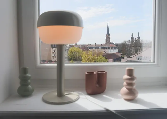 Le Sunny, Centre Apartmán